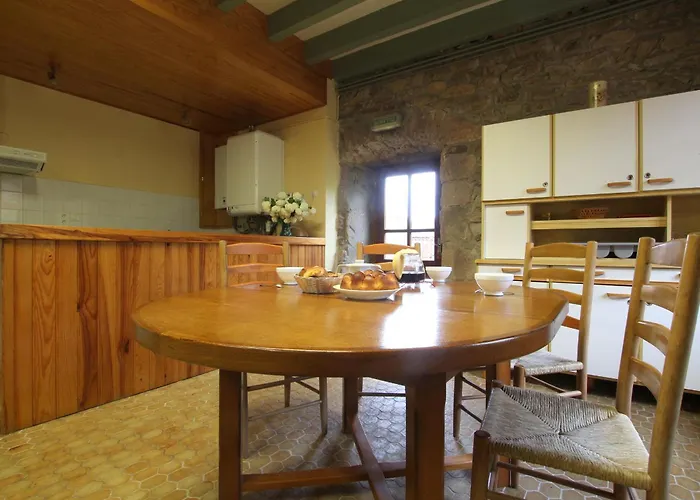 De Charme 10 Pers. A - Nature Preservee, 4 Chambres, Jardin Clos - Fr-1-582-307 *