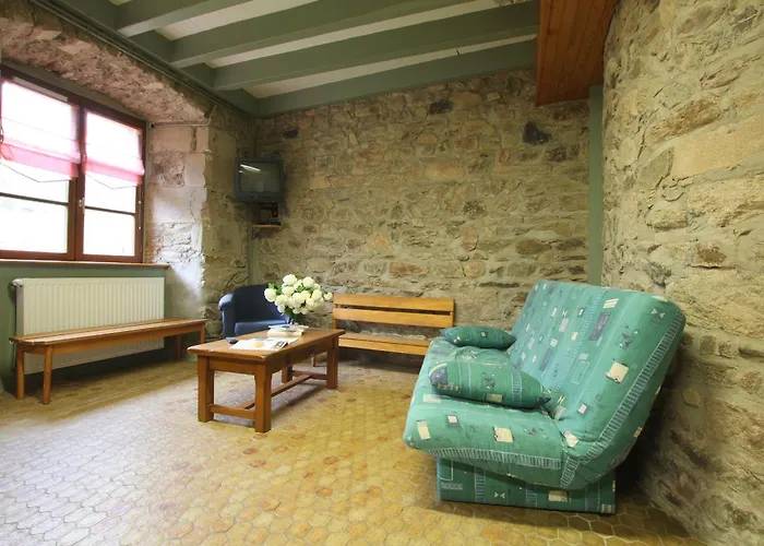 Дом отдыха De Charme 10 Pers. A - Nature Preservee, 4 Chambres, Jardin Clos - Fr-1-582-307 *